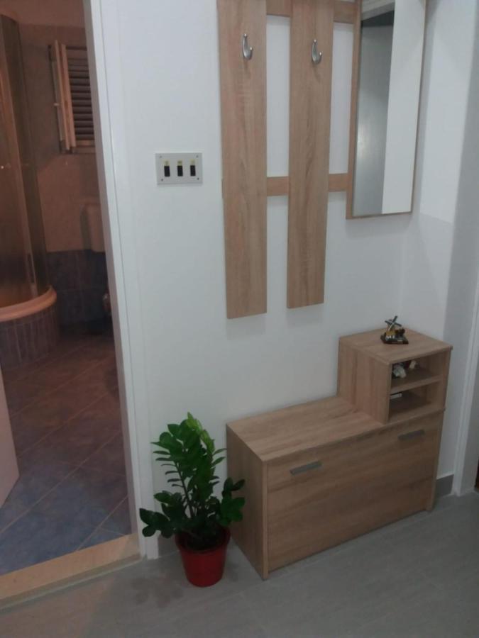 Apartment Nila Sali Luaran gambar